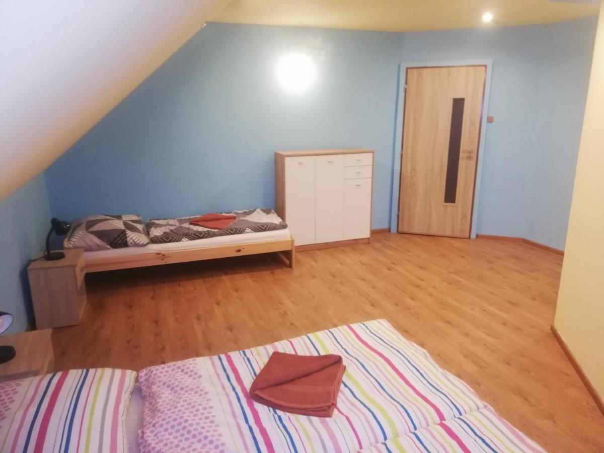 Privat Femamki Lägenhet Licartovce Exteriör bild