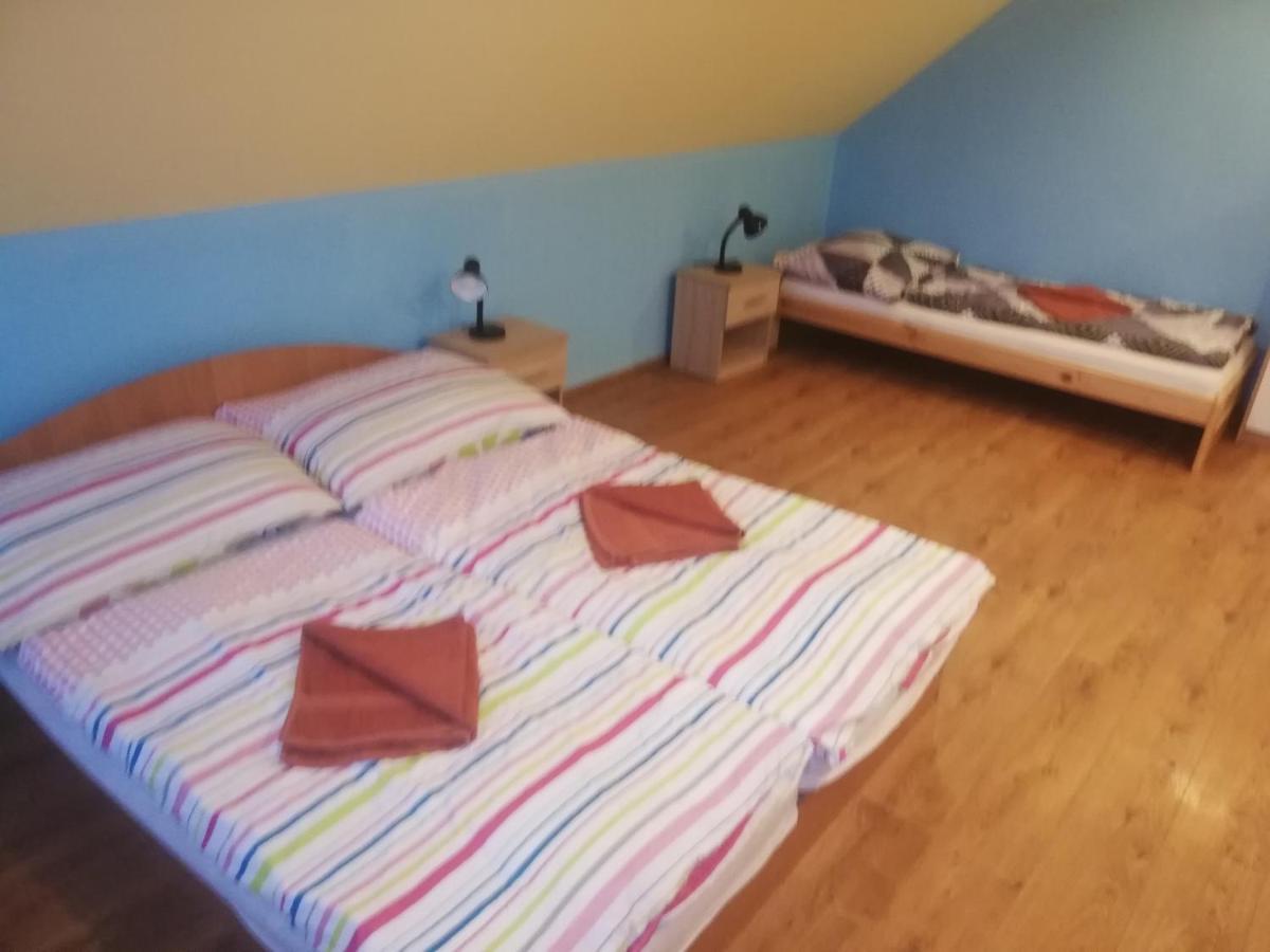 Privat Femamki Lägenhet Licartovce Exteriör bild